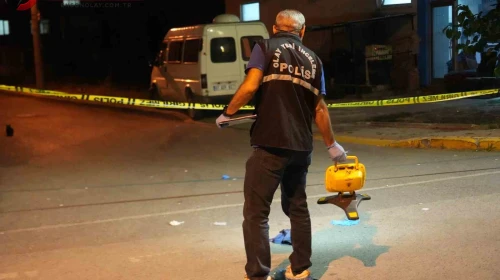 Kocaeli'de nişanlı kızın kaçırıldığı iddiasıyla başlayan olayda iki aile arasında çıkan kavgada 5 kişi bıçaklandı