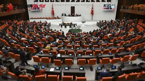 EMEP'li Karaca, Gaziantep'te Eğitim-İş temsilcisine yönelik 'uyarı'yı TBMM gündemine taşıdı