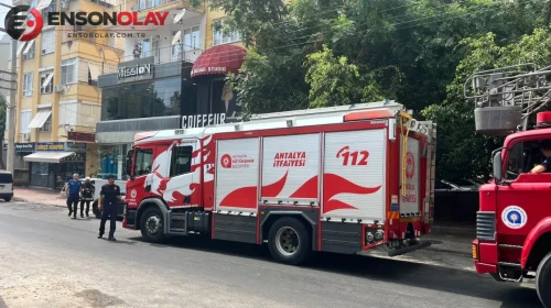Alanya'da Paniğe Neden Olan Balkon Yangını Kontrol Altına Alındı!