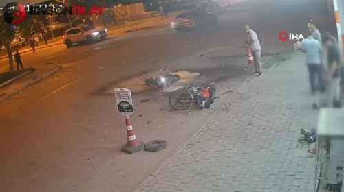 Birecik'te meydana gelen trafik kazasında iki motosiklet çarpıştı, yaralılar hastaneye kaldırıldı