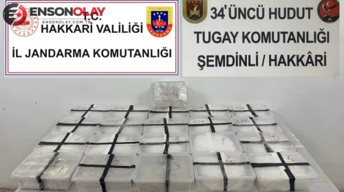 Hakkari’de uyuşturucu operasyonu : 2 çuval içinden 16 kilo metamfetamin ve 2,9 kilo eroin çıktı
