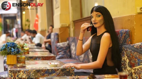 Yıllarca 'Avatar' ve 'uzaylı' diye dalga geçtiler : Zorbalığı farkındalığa dönüştürdü