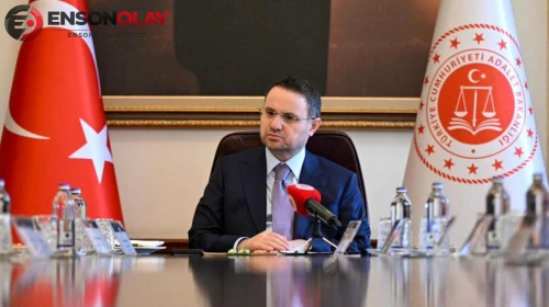 Bakan Gürlek, Muhsin Yazıcıoğlu'nun ailesiyle buluşacak