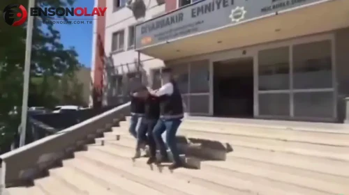 Diyarbakır'da uyuşturucu operasyonu : Araçta 14 kilo esrar yakalandı, 1 tutuklama