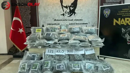 Hamzabeyli Sınır Kapısı'nda 121 kilo skunk ele geçirildi