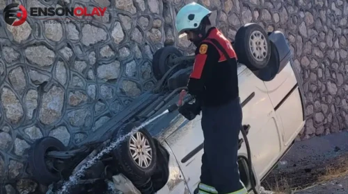 Çorum'da hafif ticari araç takla attı: 4'ü çocuk 6 kişi yaralandı