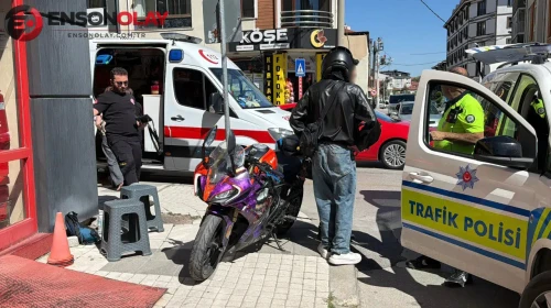Bolu'da motosiklet ile otomobil çarpıştı : 2 yaralı