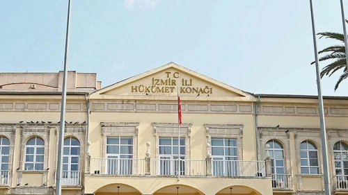 İzmir Büyükşehir Belediyesi Valilik İzni Almadan Kurban Bağışı Kampanyası Başlattı