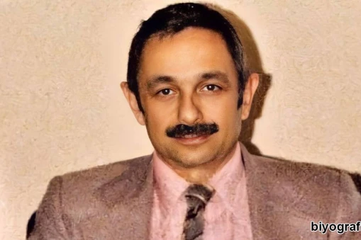 Mustafa Hiram Abas ✔️