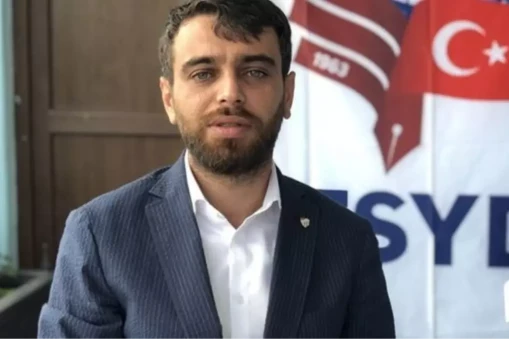 Ünlü sanatçı Emin Adanur'un hayatı merak konusu oldu! Peki Emin Adanur kimdir, kaç yaşında, nerede doğdu ve hangi mesleği icra ediyor?