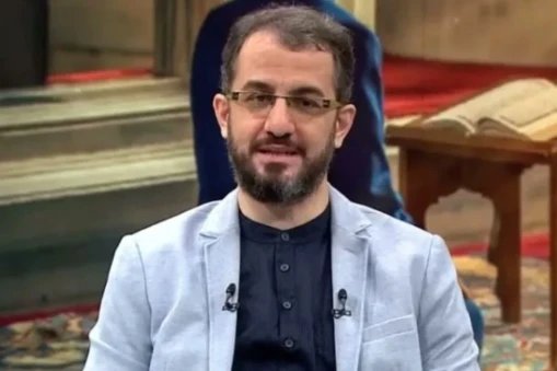 Akademisyenlikten Müftülüğe Farklı Bir Kariyer: Emrullah Tuncel'in Yaşamı ve Başarı Hikayesi!