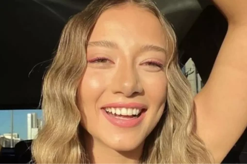 Genç şarkıcı Aleyna Kalaycıoğlu'nun hızla yükselen kariyeri merak konusu oldu! Aleyna Kalaycıoğlu'nun hayatı ve başarıları neler?