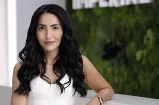 Türk moda dünyasının ünlü ismi Özlem Posbaşoğlu'nun hayatı ve kariyeri hakkında detaylı bilgiler