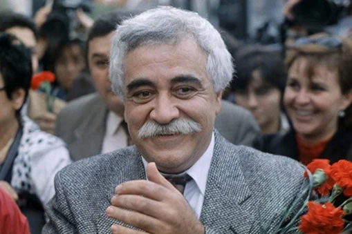 Levent Kırca kimdir? Ne zaman öldü, kaç yaşındaydı? İşte hayatı
