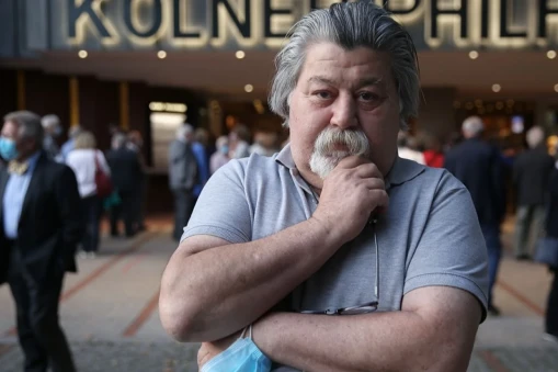 Ahmet Nesin kimdir ve aslen nereli?