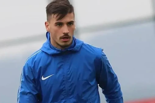 Futbolcu Berk Çetin'in kariyerinde hangi takımlarda forma giydiği ve Danla Bilic ile neden gündeme geldiği merak konusu oldu