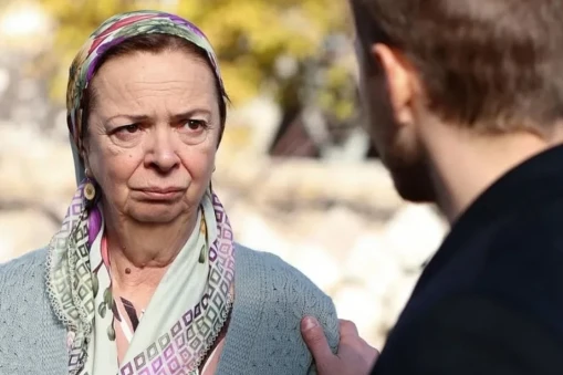 Ayşe Tunaboylu'nun kariyerindeki dikkat çekici projeler nelerdir?