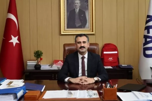 Ağrı Valiliği'ne atanan isim belli oldu! Önder Bozkurt, Ağrı'nın yeni Valisi oldu. Peki, Önder Bozkurt kimdir, kaç yaşındadır ve nerelidir?