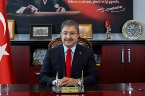 Vali Kararnamesiyle Eskişehir'e Yeni Vali Atandı: Erdinç Yılmaz Kimdir?