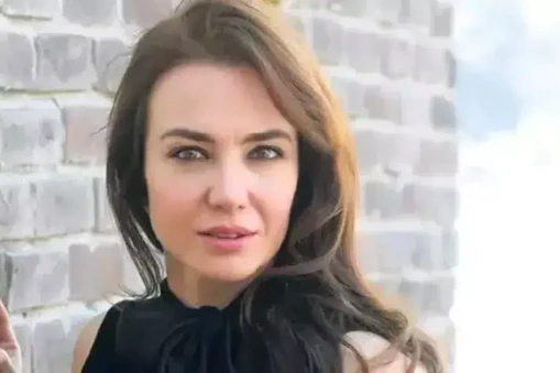 Deniz Uğur Gülener kimdir, kaç yaşında, nereli? Aynı Yağmur Altında dizisinin başarılı oyuncusu Deniz Uğur Gülener'in hayatı ve kariyeri