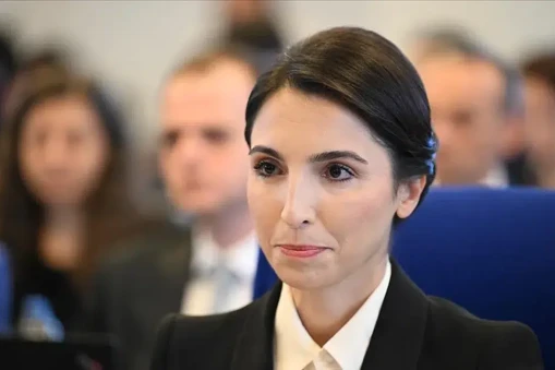 Hafize Gaye Erkan'ın Kökeni, Yaşı, Kariyeri ve Eğitimi Hakkında Merak Edilenler!