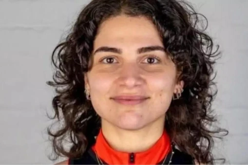 SURVİVOR Başak Cücü kaç yaşında ve nereli? Ne iş yapıyor?