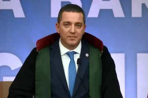 Türkiye Barolar Birliği Başkanı Erinç Sağkan'ın Siyasi Görüşü ve Seçilme Süreci! Kimdir, hangi partiden aday oldu?
