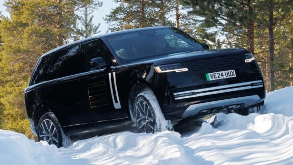 Yepyeni Range Rover Elektrikli Modeli Tanıtıldı! Performansıyla Göz Kamaştıracak!