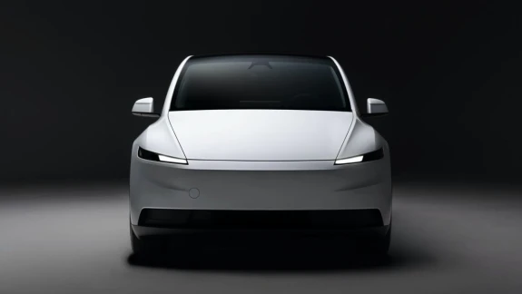 Elektrikli otomobil üreticisi Tesla, Türkiye'deki satışları artırmak için çarpıcı bir adım attı: 115 bin liralık özellik, 10 bin liraya düştü!