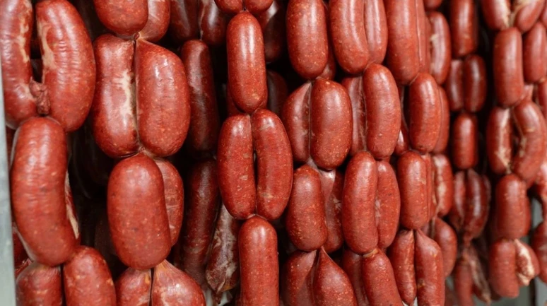 8 sucuk markası ifşa edildi! Bakanlığın kara listesine eklendiler