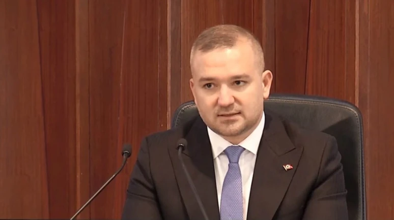 Merkez Bankası Başkanı Karahan, ekonomik istikrar için "sıkı para politikası" vurgusu yaptı