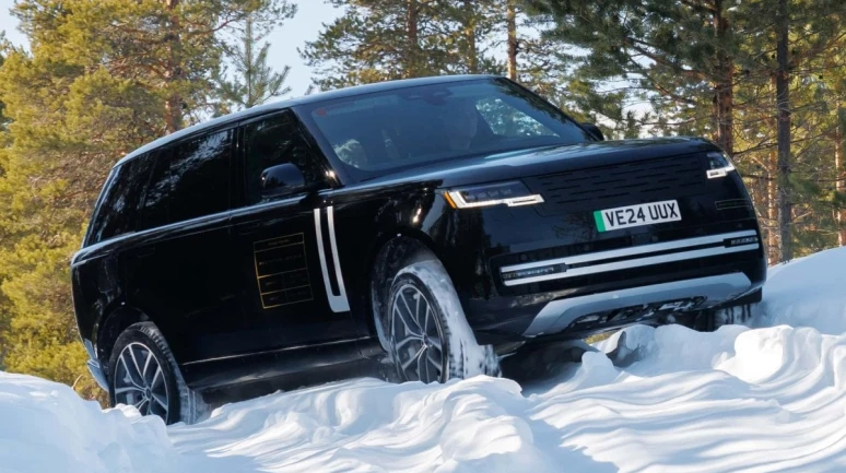 Yepyeni Range Rover Elektrikli Modeli Tanıtıldı! Performansıyla Göz Kamaştıracak!