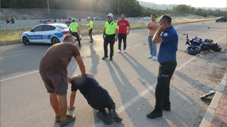 Antalya'da Motosiklet ve Otomobil Çarpışması Sonucu 20 Yaşındaki Genç Hayatını Kaybetti
