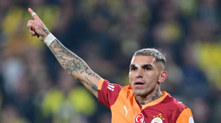 Ayrılık kararı alındı! Galatasaray'ın önemli futbolcusu beklenmedik bir hamleyle takımdan ayrıldı