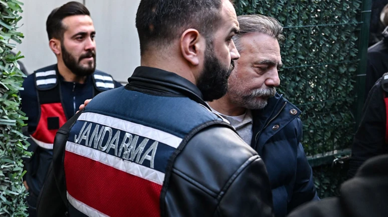 Oktay Kaynarca, uzun bir süredir sessizliğini koruyordu ama artık konuştu: Cevap vermeyi gereksiz buluyorum!