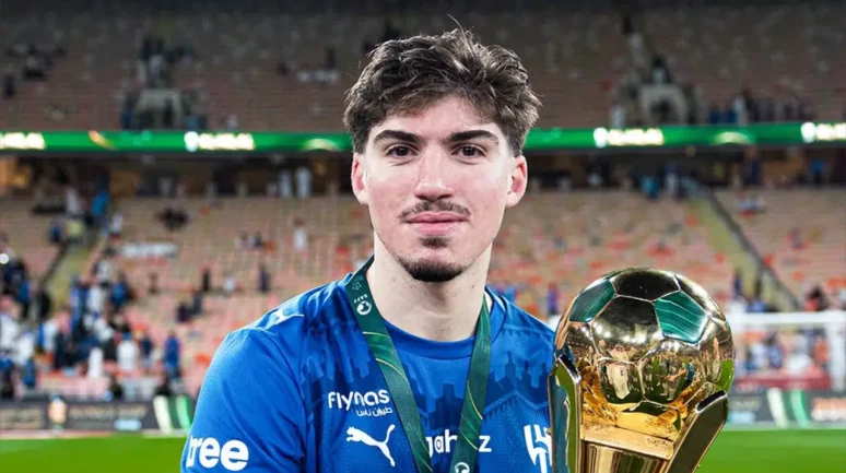 Fenerbahçe, Yusuf Akçiçek için Al-Hilal'e ne teklifte bulundu ve maaşı ne kadar?