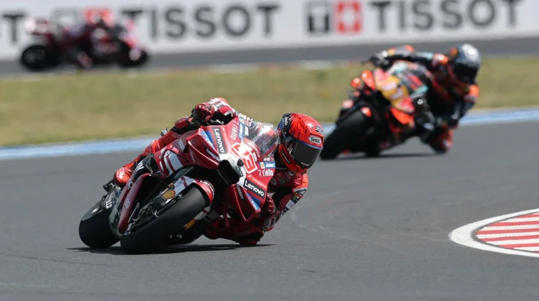 MotoGP'nin Macaristan'daki 8. yarışını Marc Marquez zaferle tamamladı