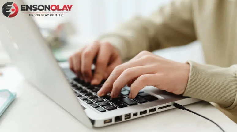 Türkiye'de İnternet Kullanımı Yüzde 92,3'e Ulaştı, En Yüksek Seviyeye Çıktı