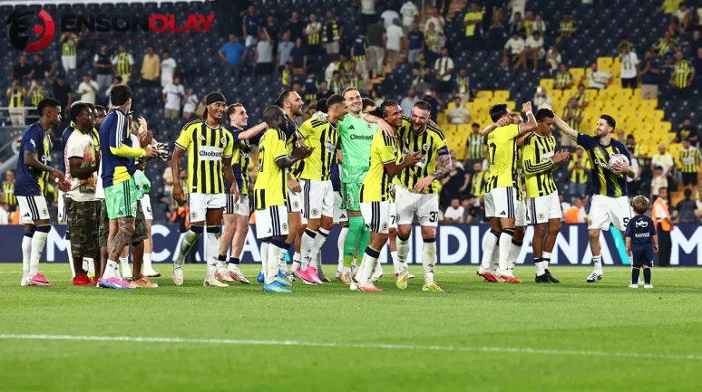 Sturm Graz karşılaşması öncesinde Fenerbahçe'ye iki futbolcudan üzücü gelişme!
