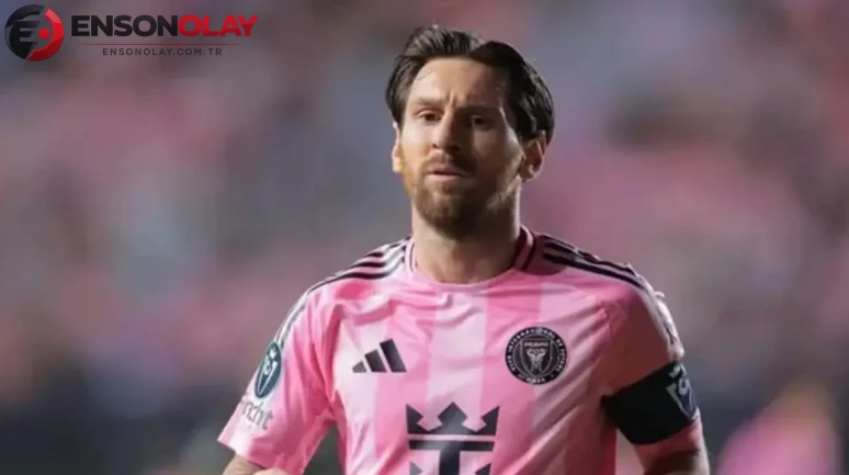 Messi, rakibinin ensesine tokat attığı için cezaya çarptırıldı