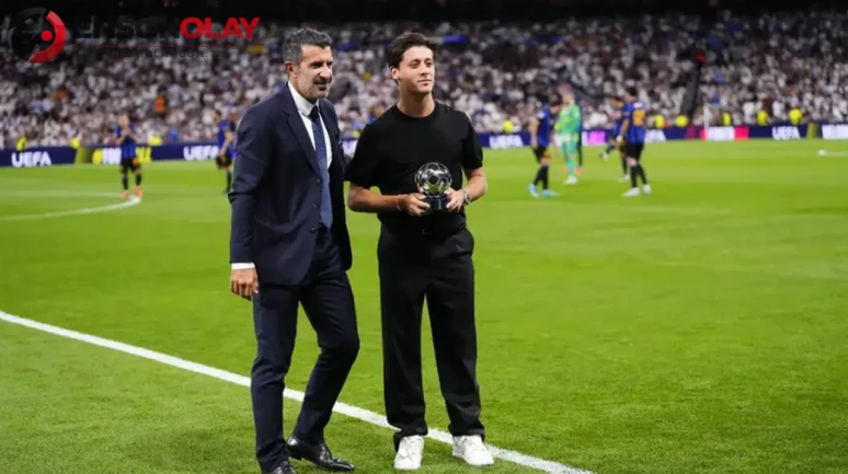 Arda Güler'in ödül törenindeki saati sosyal medyada gündem oldu