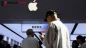 Apple'da devir teslim tamamlandı : John Ternus ve Tim Cook'un kazançları neler olacak?