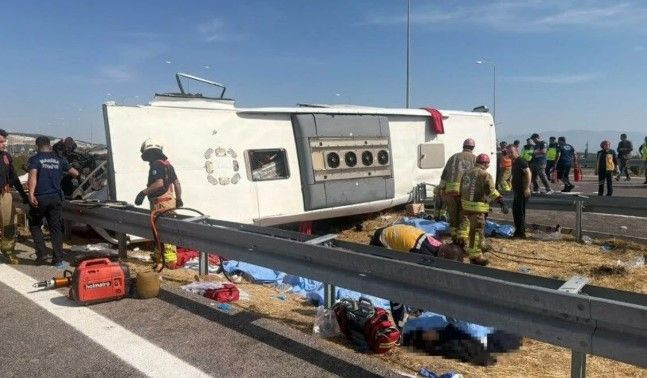 11 kişinin öldüğü kaza sonrası tur şirketinden şoke eden savunma - Resim: 3