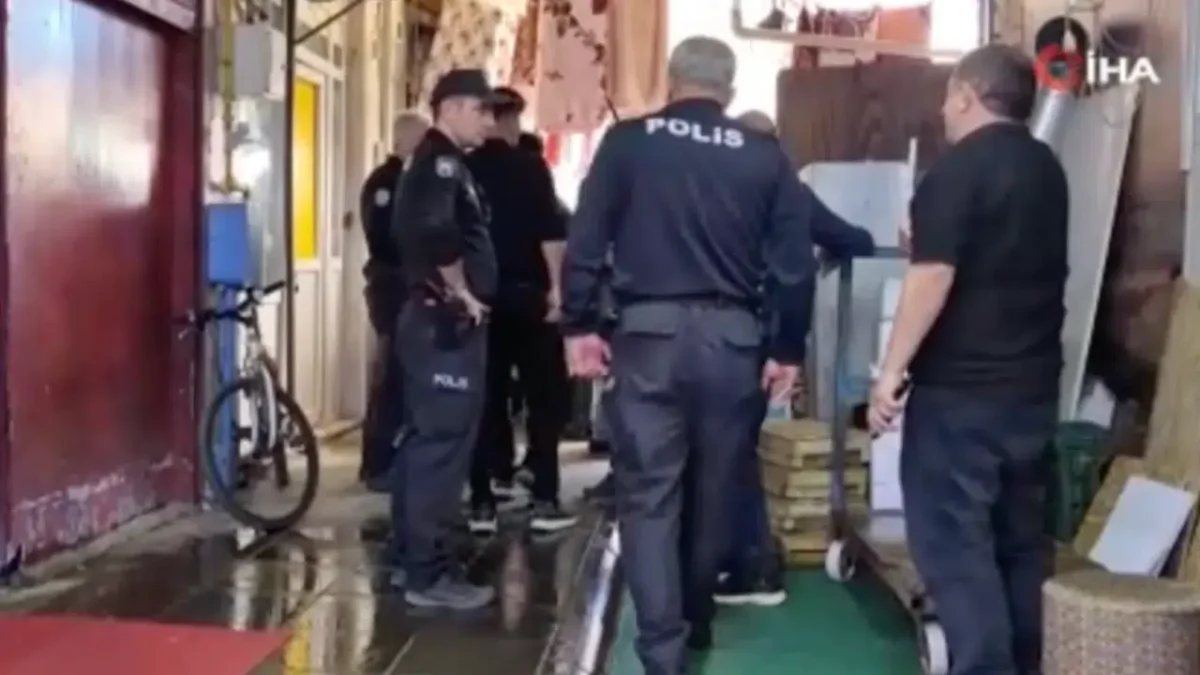Baba-oğul kavgası kanlı bitti! Öz oğlundan haraç dayağı yediğini iddia eden baba hastaneye kaldırıldı!