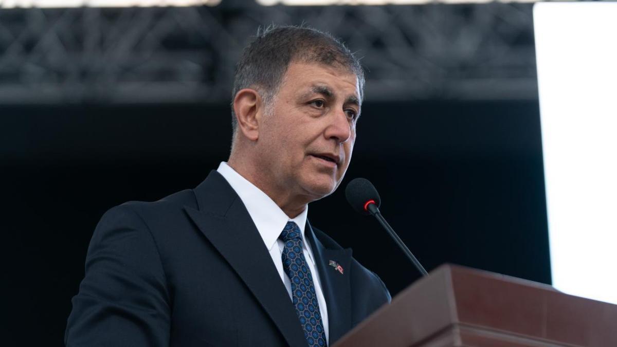 Ahmet Hakan'dan Cemil Tugay üzerinden dikkat çeken çıkış: "Onlar da dönüverdi”
