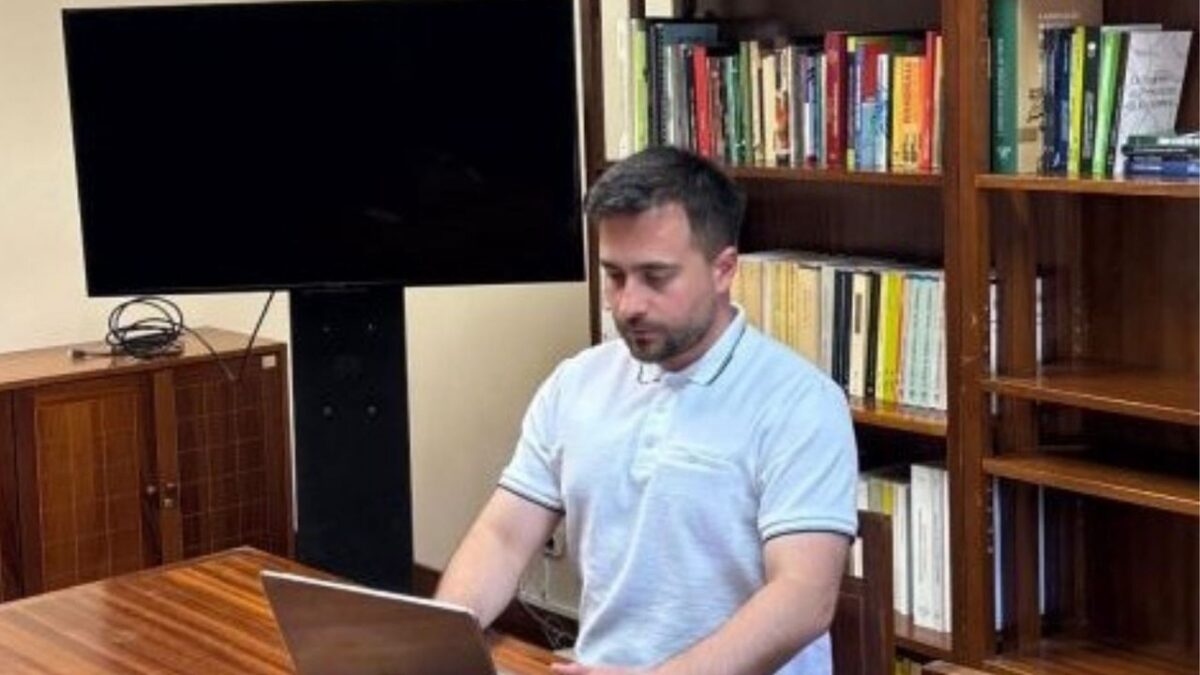 Akademisyen Ferhat Demir’den futbol yönetimlerine "Apple" benzetmesi