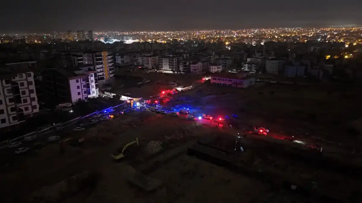 Antalya’da hortum dehşeti! 5 işçi hayatını kaybetti