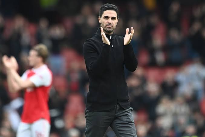 Mikel Arteta yönetiminde geçen sezon Premier Lig şampiyonu olan ve 22 yıllık özleme son veren Arsenal, Şampiyonlar Ligi'ndi de finalde kaybetmişti.