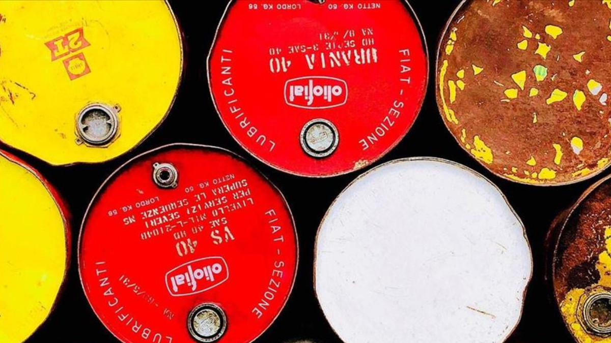 Avrupa'da petrol ithalatına yüzde 55,8 zam