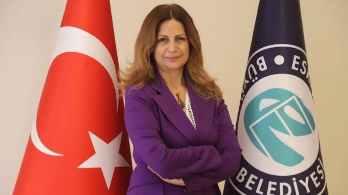 Ayşe Ünlüce kimdir? Ayşe Ünlüce nereli, eğitimi nedir ve siyasi kariyeri nasıl şekillendi?
